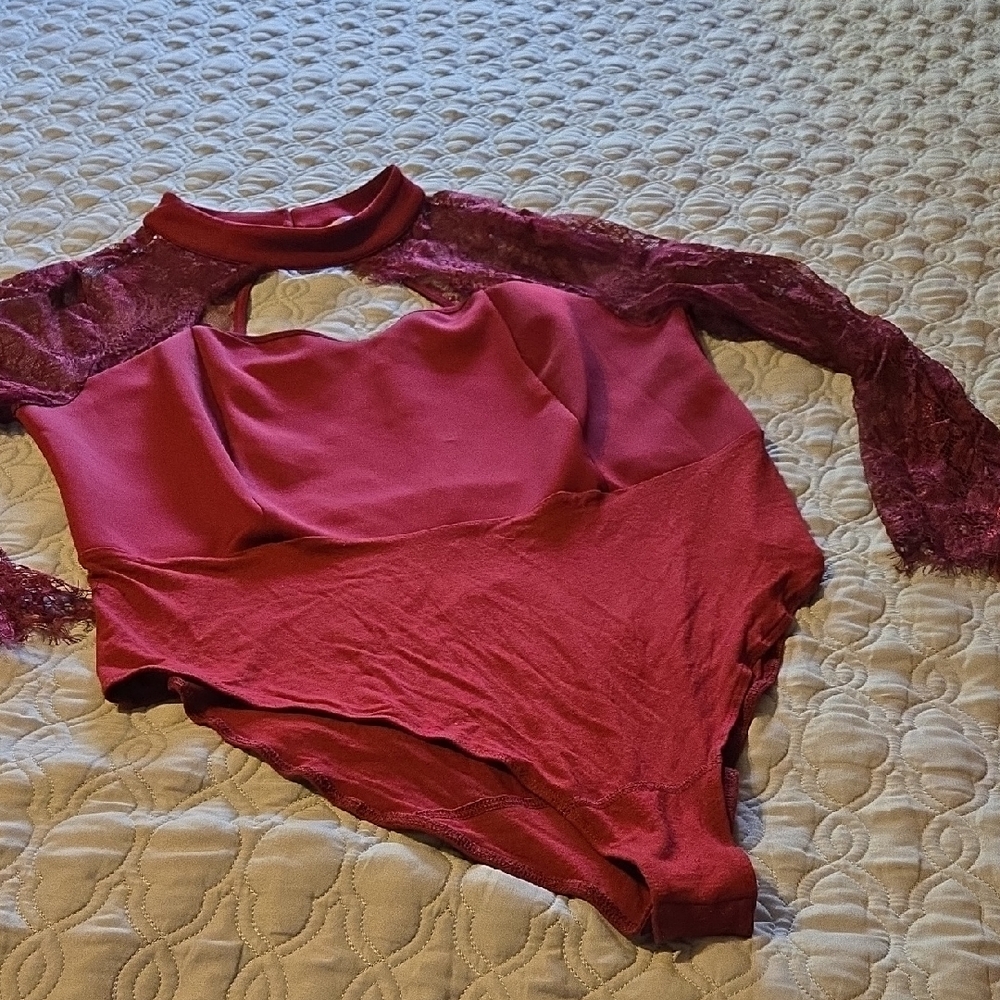 Elegant Burgundy Lace Sleeve Bodysuit